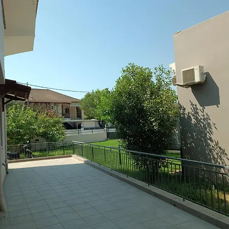 Modern Eco Groundfloor בית נופש